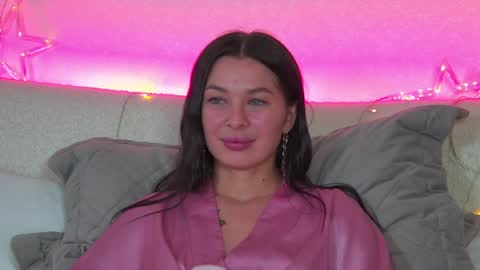 Snapshot of alexandrabloom chatting on January 10, 3:29 am AlexandraBloom online show from January 10, 3:29 am