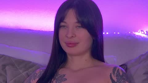 Snapshot of alexandrabloom chatting on February 8, 10:08 pm AlexandraBloom online show from February 8, 10:08 pm