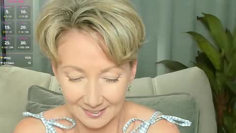 Alexandra online show from June 19, 2:10 pm
