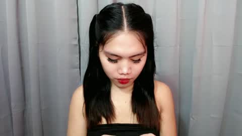 Snapshot of alexandralovely_9 chatting on June 14, 10:45 pm Andrea online show from June 14, 10:45 pm