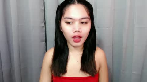 Snapshot of alexandralovely_9 chatting on June 15, 10:01 pm Andrea online show from June 15, 10:01 pm