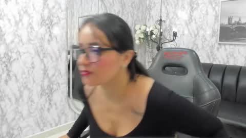 Snapshot of alexandramilff chatting on December 18, 4:18 am Alexandra Milff online show from December 18, 4:18 am