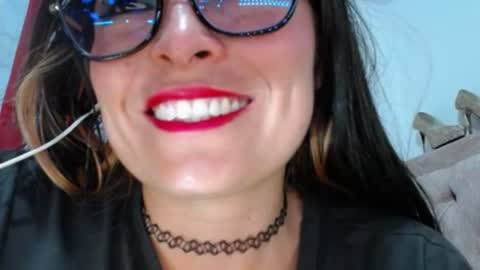 alexandrasaen online show from August 1, 9:35 pm