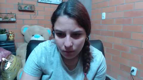 Snapshot of alexatai chatting on November 10, 10:31 pm alexatai online show from November 10, 10:31 pm