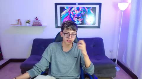 alex online show from April 27, 2:04 pm