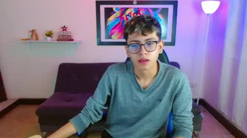 alex online show from May 12, 1:52 pm