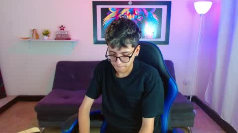 alex online show from May 20, 2:12 pm