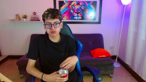 alex online show from May 27, 1:41 pm