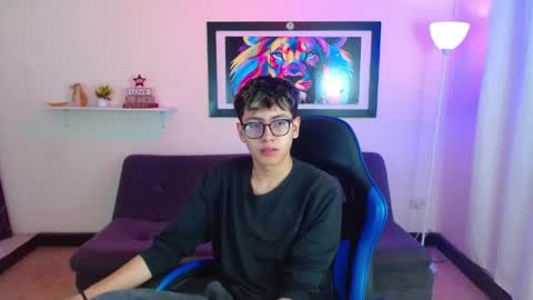 alex online show from June 3, 2:19 pm