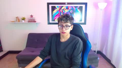 alex online show from June 4, 1:50 pm