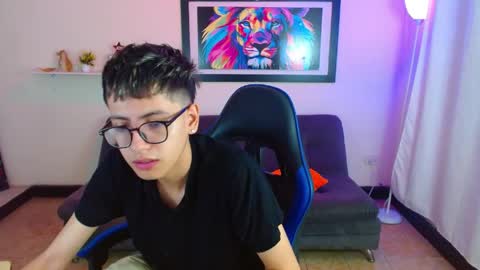 alex online show from June 9, 1:56 pm