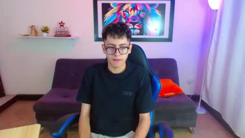 alex online show from June 12, 2:38 pm
