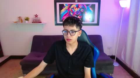 alex online show from June 16, 2:09 pm