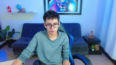 alex online show from July 1, 1:45 pm