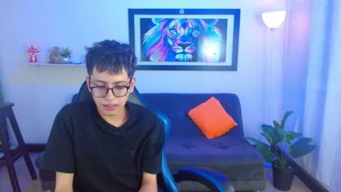 alex online show from July 6, 2:25 pm