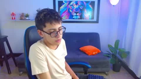 alex online show from July 8, 2:10 pm