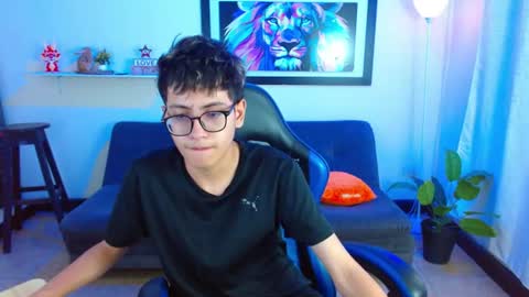 alex online show from July 28, 7:39 pm
