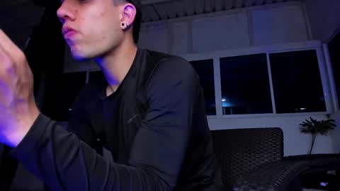 alexgiraldo__ online show from October 22, 2:34 am