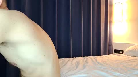 Snapshot of alexhabroyal chatting on April 14, 8:04 pm AlexhabRoyal online show from April 14, 8:04 pm
