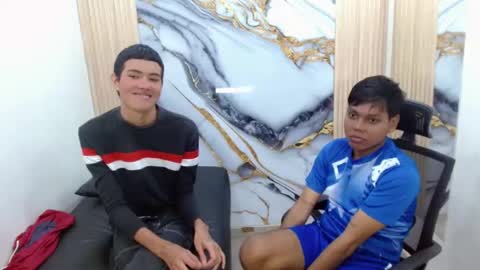 alexharvey01 online show from November 19, 7:25 pm