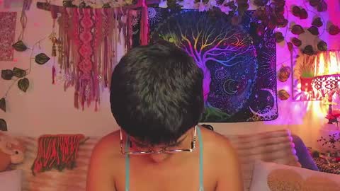 Alex online show from May 9, 6:57 pm