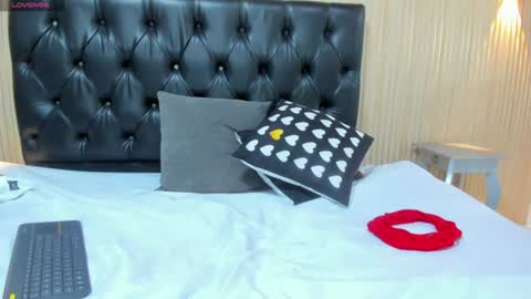 Alexia online show from August 1, 3:22 pm