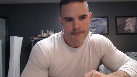 Snapshot of alexiarain chatting on December 18, 2:17 am Alex online show from December 18, 2:17 am