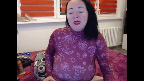 alexie33 online show from February 13, 7:10 pm