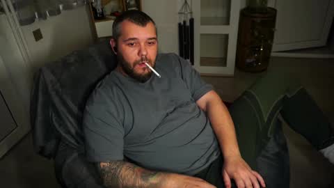 Snapshot of alexirr chatting on March 2, 9:11 pm Alex online show from March 2, 9:11 pm