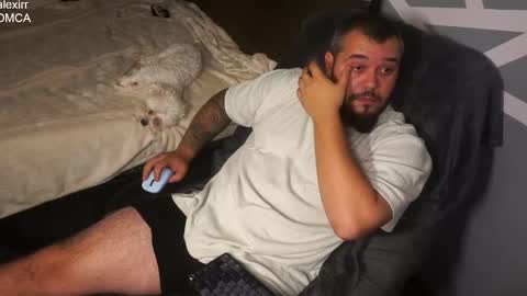 Snapshot of alexirr chatting on November 10, 9:03 pm Alex online show from November 10, 9:03 pm