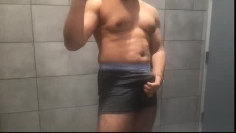 Snapshot of alexis69mm chatting on February 5, 12:53 am Alex online show from February 5, 12:53 am