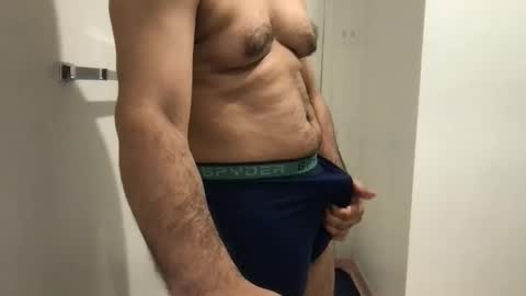 Snapshot of alexis69mm chatting on December 16, 2:16 am Alex online show from December 16, 2:16 am