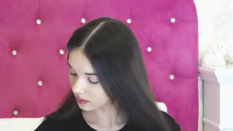 alexisdevine online show from February 16, 5:25 am