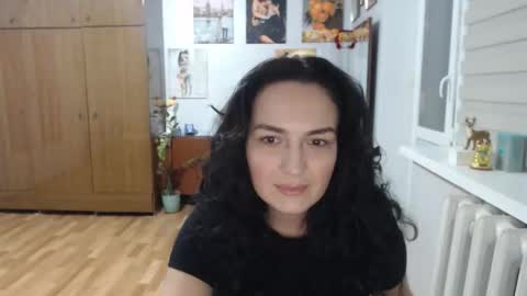 Snapshot of alexismillers chatting on December 3, 11:14 pm AlexisMillers online show from December 3, 11:14 pm