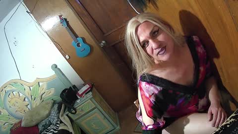 alexiss699 online show from December 19, 2:01 am