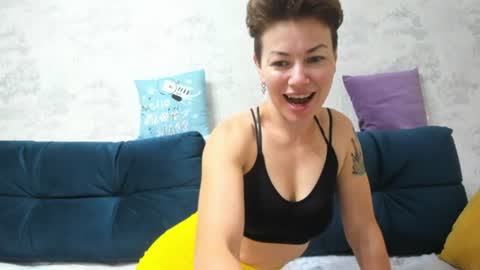 Sosweetcherry online show from July 12, 7:43 am
