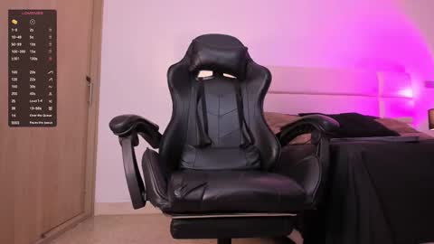 Alex Jaccob online show from December 15, 1:04 pm