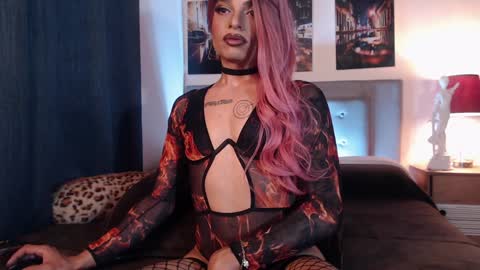 Snapshot of alexjhonsson chatting on December 22, 3:44 pm Alexjhonsson online show from December 22, 3:44 pm