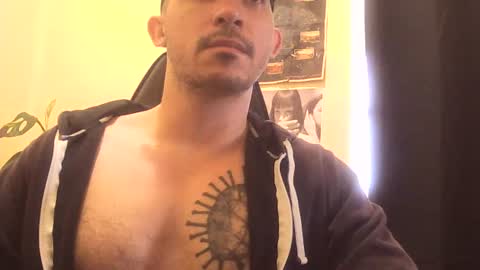 Snapshot of alexopenmind21 chatting on August 1, 4:28 pm Alexxx online show from August 1, 4:28 pm