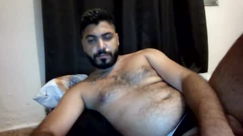 Snapshot of alexraw332 chatting on July 16, 5:41 pm AlexRaw69 online show from July 16, 5:41 pm