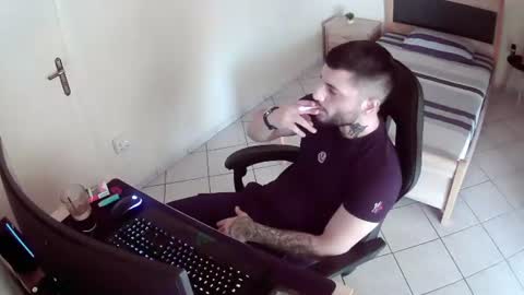 alexthepro00 online show from June 16, 3:36 pm