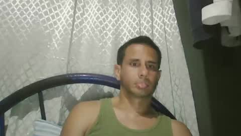 Snapshot of alextico1 chatting on November 4, 5:17 am Alex online show from November 4, 5:17 am