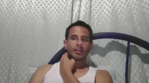 Snapshot of alextico1 chatting on January 17, 5:23 am Alex online show from January 17, 5:23 am