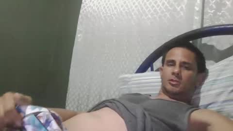 Snapshot of alextico1 chatting on February 25, 5:28 am Alex online show from February 25, 5:28 am