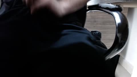 Snapshot of alextwunkk chatting on December 29, 5:01 pm Alex online show from December 29, 5:01 pm