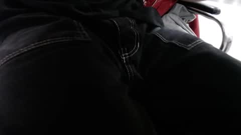 Snapshot of alextwunkk chatting on January 5, 1:35 am Alex online show from January 5, 1:35 am