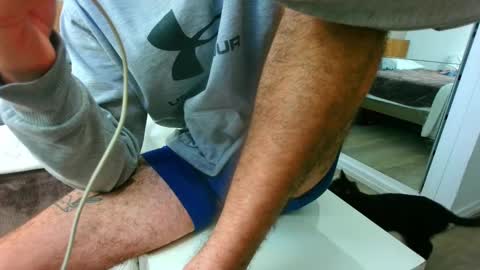 Snapshot of alextwunkk chatting on January 7, 7:20 am Alex online show from January 7, 7:20 am