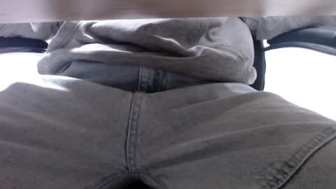 Snapshot of alextwunkk chatting on March 7, 4:24 am Alex online show from March 7, 4:24 am