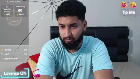 alexx_bbc_ online show from December 5, 12:33 pm