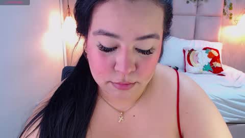 Snapshot of alexxa_curvy_ chatting on December 20, 12:30 am Alexxa curvy online show from December 20, 12:30 am